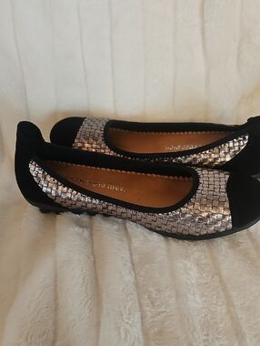 bernie mev. Metallic Bronze Woven Ballet Flats with Black Trim